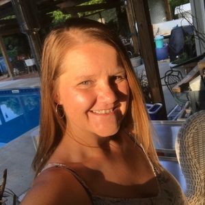 Meet your Posher, Candi